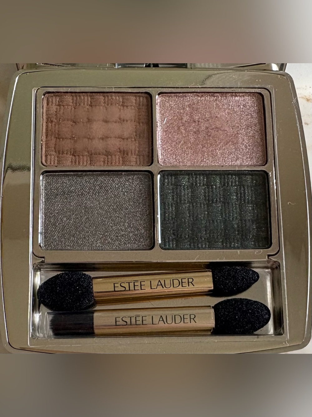 Estee Lauder Money Moves Essential Eyeshadow Quad - Picture 6 of 6